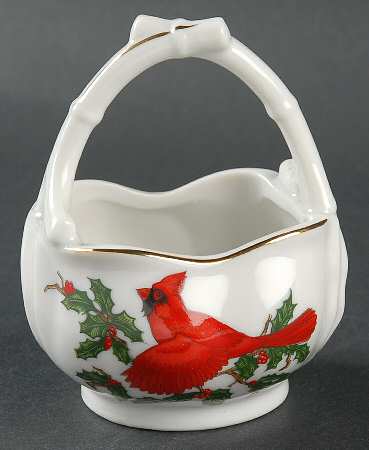 Cardinal Small Basket