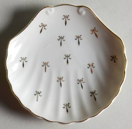 Fleur De Lis (Scalloped) Shell Shaped Dish