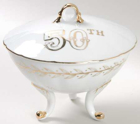 Golden Laurel Candy Box & Lid