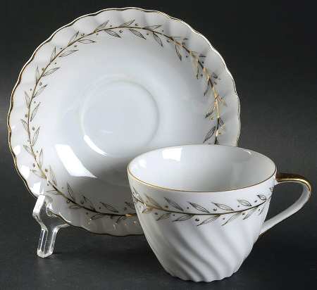 Golden Laurel Flat Cup & Saucer Set