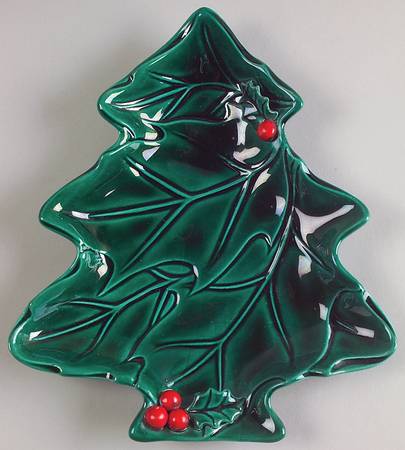 Green Holly Small Tree Shaped Dish