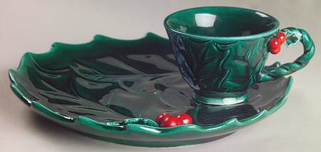 Green Holly Snack Plate & Cup Set