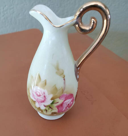 Heritage Green 3" Bud Vase