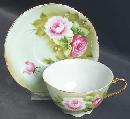 Heritage Green Footed Cup & Saucer Set