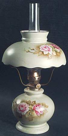 Heritage Green Oil Lamp with Shade and Glass Chimney