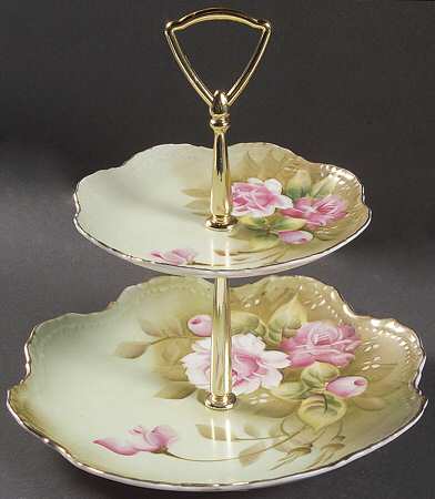 Heritage Green 2 Tiered Serving Tray (Dinner & Salad Plate)