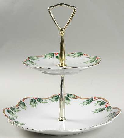 Holly Garland 2 Tiered Serving Tray (Dinner & Salad Plate)