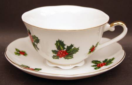 Holly Footed Cup & Saucer Set