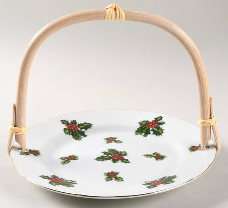 Holly 5 3/8"-5 5/8" Bamboo Handled Serving Plate  HC