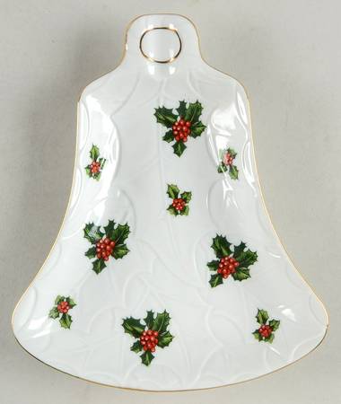 Holly Bell Shaped Plate