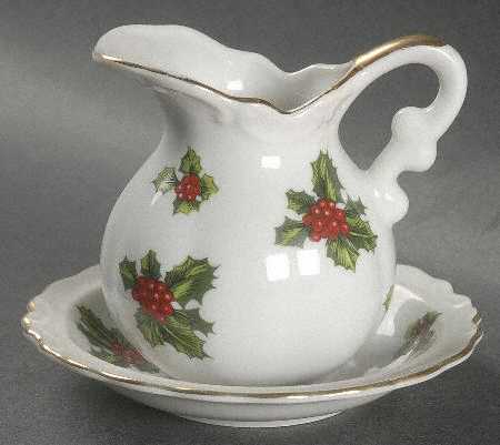 Holly Small Pitcher & Bowl Set by Lefton
