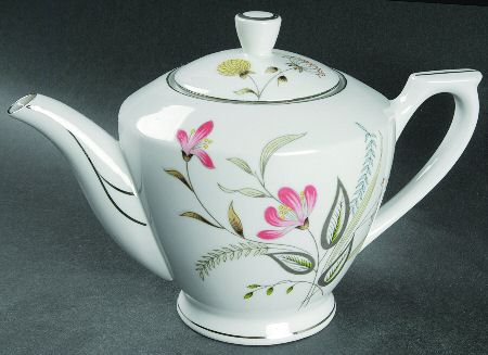LEF16 Teapot & Lid