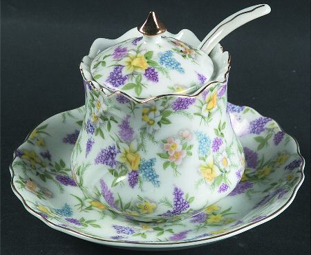 Lilac Chintz Jam/Jelly & Lid, Ladle & Underplate
