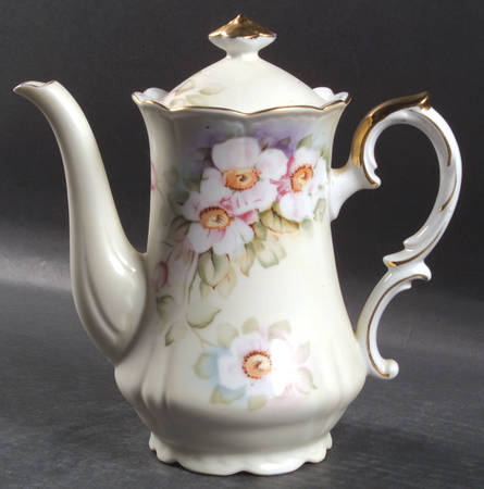 Magnolia Coffee Pot & Lid