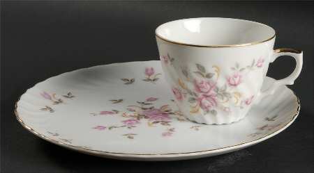 Moss Rose Snack Plate & Cup Set