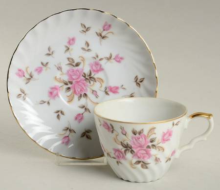 Moss Rose Flat Cup & Saucer Set