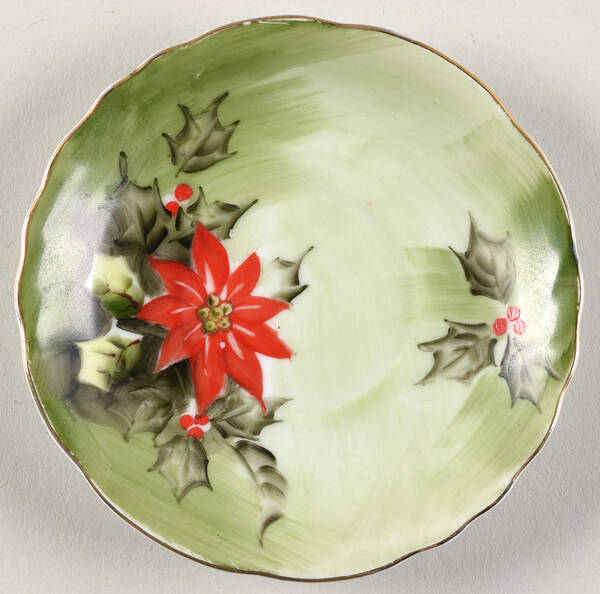 Poinsettia Saucer for Demitasse Cup