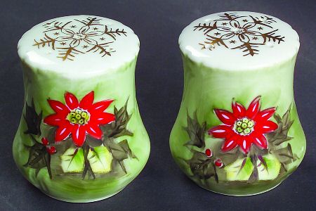 Poinsettia Salt & Pepper Set