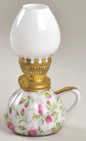 Rose Chintz Oil Lamp & Globe