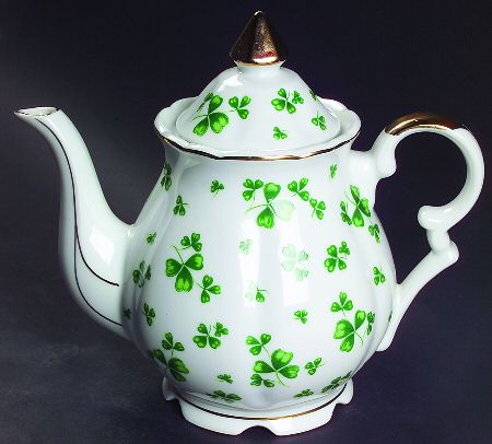 Shamrock St Patrick Teapot & Lid