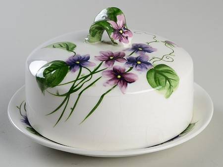 Sweet Violets Round Covered Butter (Uses Bread & Butter Plate)