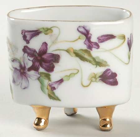Sweet Violets Cigarette Holder