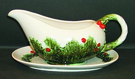 White Holly Gravy Boat with Attached Underplate