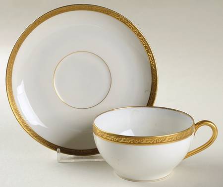 Elysee Flat Cup & Saucer Set