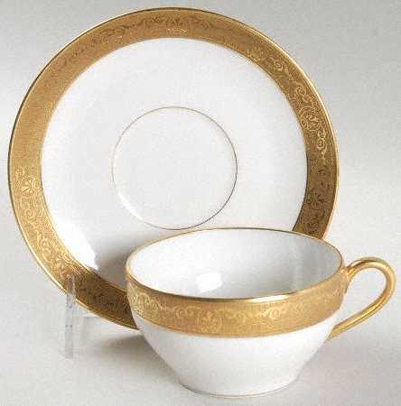Versailles Flat Cup & Saucer Set