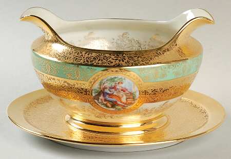 LEM1 Gravy Boat with Attached Underplate