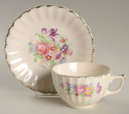 LEP1 Flat Cup & Saucer Set