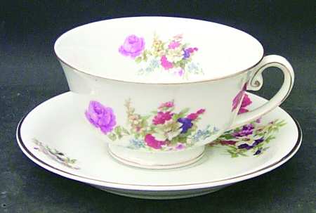 Flora Footed Cup & Saucer Set