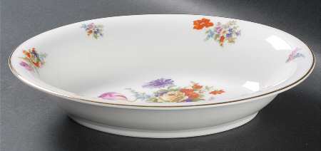 Flora 10" Oval Vegetable Bowl