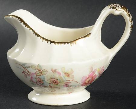 Bramble (Filigree 3KGFE) Creamer