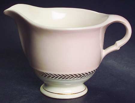 Federal Coral Pink Creamer