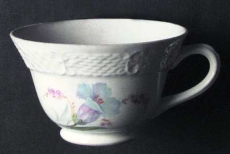 Gloria (Basketweave) Footed Cup