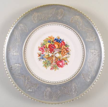 Imperial Victorian Metal Rim Dinner Plate