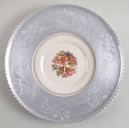 Imperial Victorian Metal Rim Dinner Plate
