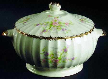 La France Round Covered Vegetable