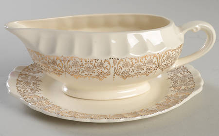 Le Fleur Rouge Gravy Boat & Underplate/Relish