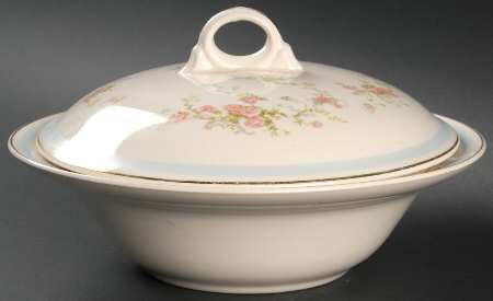 Nancy Rose Round Covered Vegetable