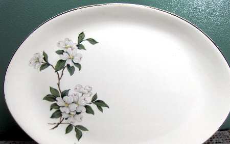 New Dogwood 11" Oval Serving Platter