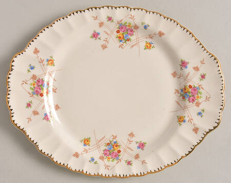 New Princess (Scalloped, Gold Trim) Underplate for Gravy Boat