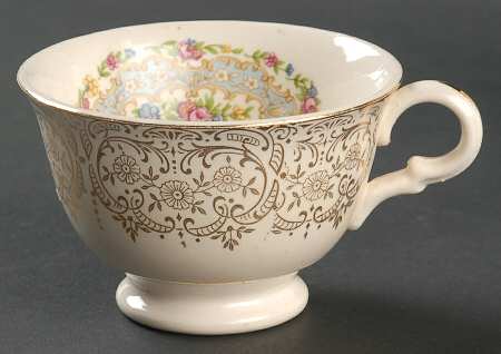 Royal Lyric Footed Cup