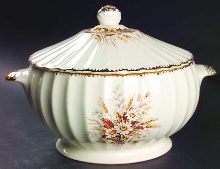 Sundale Round Covered Vegetable by Limoges-American