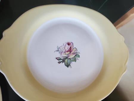 Tea Rose Cotillion Yellow 15" Oval Serving Platter