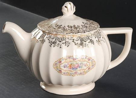 Toledo Delight Sand Teapot & Lid