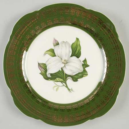 Trillium (Forest Green Filigree) Square Salad Plate