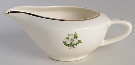 Trillium White (Glamour, Coupe) Gravy Boat