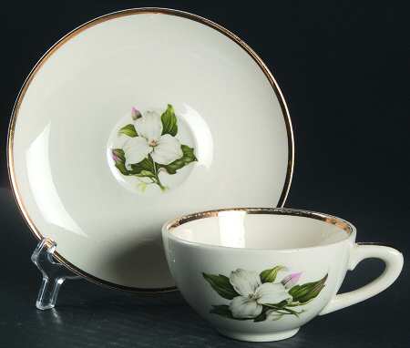 Trillium White (Glamour, Coupe) Flat Cup & Saucer Set